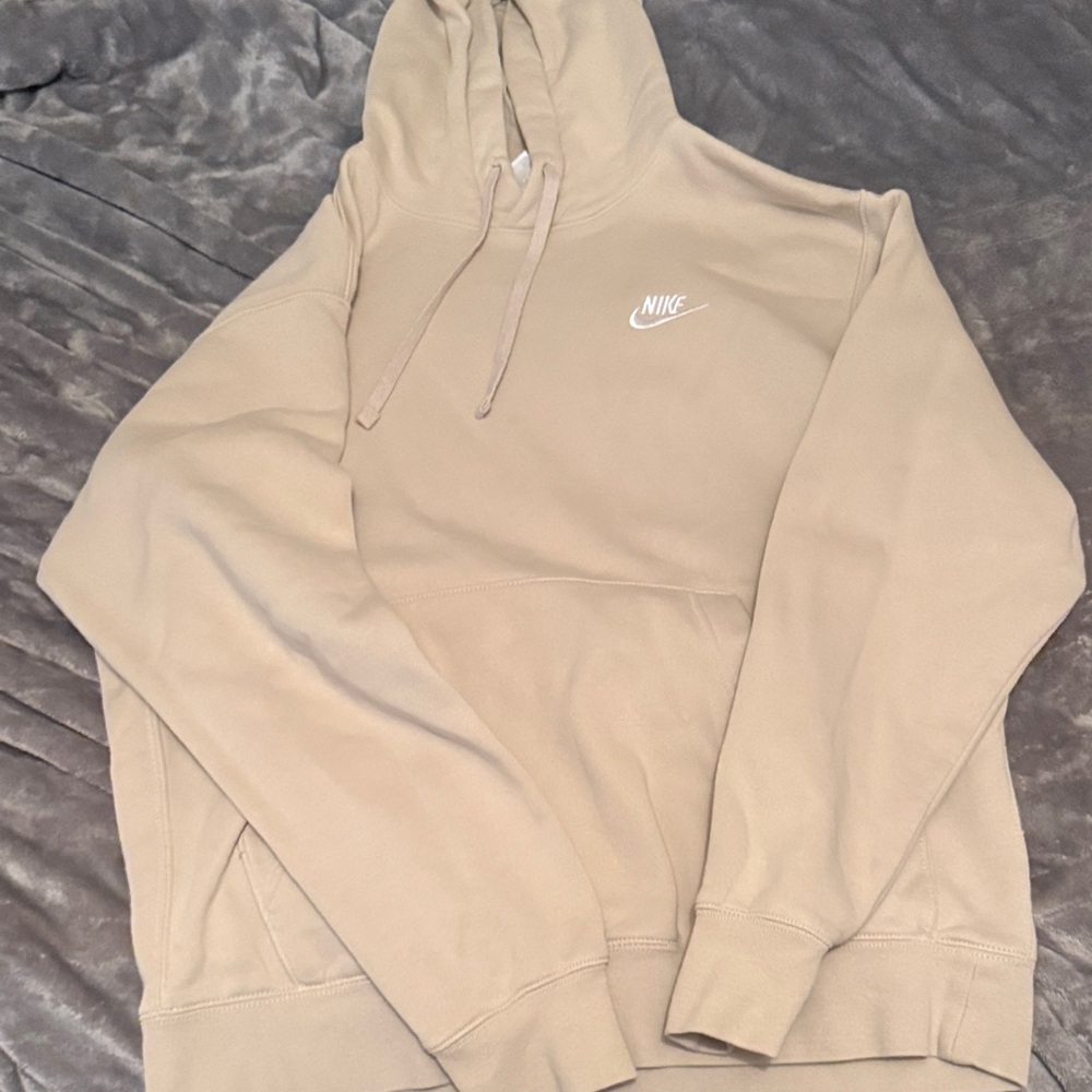 Women’s beige Nike hoodie size medium